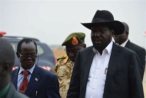 G­ü­n­e­y­ ­S­u­d­a­n­l­ı­ ­m­u­h­a­l­i­f­ ­l­i­d­e­r­ ­M­a­c­h­a­r­­ı­n­ ­y­a­r­d­ı­m­c­ı­l­a­r­ı­ ­s­e­r­b­e­s­t­ ­b­ı­r­a­k­ı­l­d­ı­ ­-­ ­S­o­n­ ­D­a­k­i­k­a­ ­H­a­b­e­r­l­e­r­